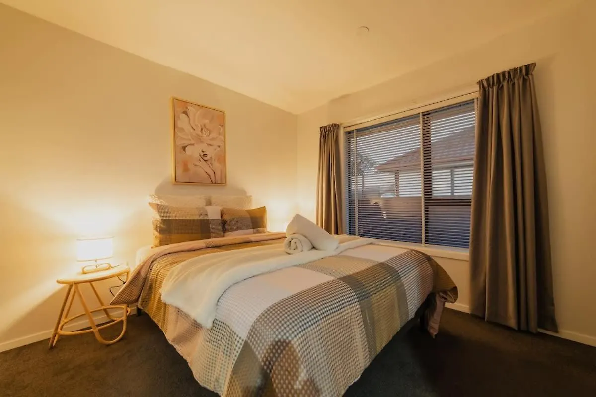 Heritage House - Classic 3Br On Greenhurst Street 基督城 0*,  新西兰
